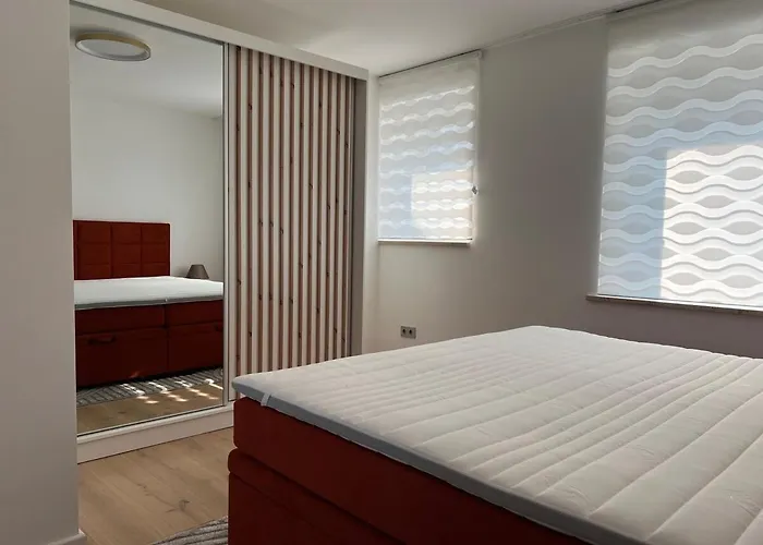 Apartman Lakeside, Awesome & Romantic, With Stylish Design *