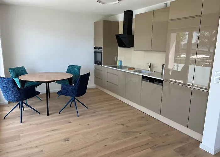 Apartman Lakeside, Awesome & Romantic, With Stylish Design Reichenau